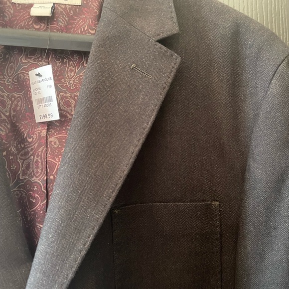 NWT - Brown Herringbone Modern Fit coat - Picture 3 of 8